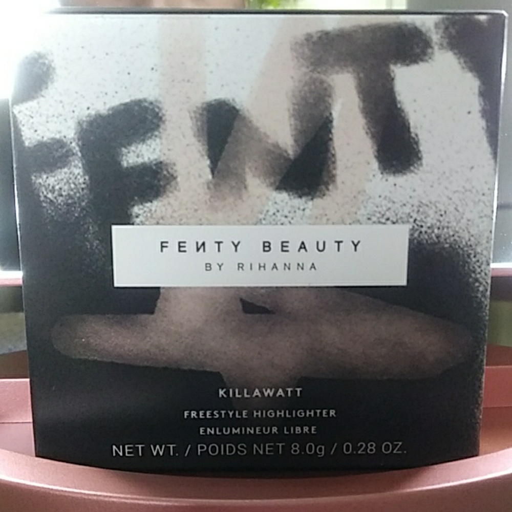 Rihanna Fenty Beauty Highlighter Metal Moon